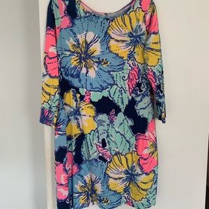 Lilly Pulitzer. Size Large